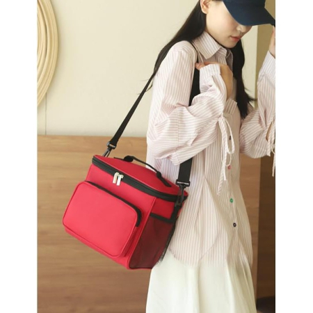 Geanta pentru Pranz, , Multifunctionala, Compartimentata, 2 Tipuri de Manere, Impermeabila, 26x24x17 cm, Rosu [3]