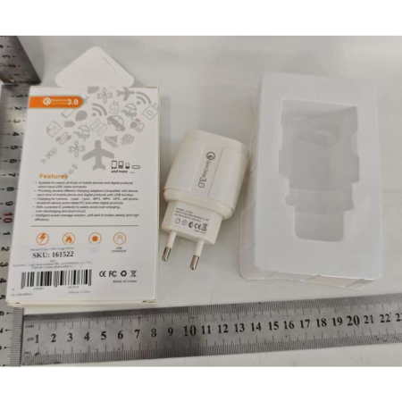 Incarcator Rapid QC3.0, , 3 Porturi USB, 2.1A, 18W, din ABS, Protectie Supraincalzire, Gama Macarons, Alb [4]