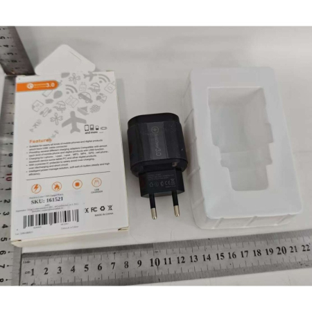 Incarcator Rapid QC3.0, , 3 Porturi USB, 2.1A, 18W, din ABS, Protectie Supraincalzire, Gama Macarons, Negru [5]