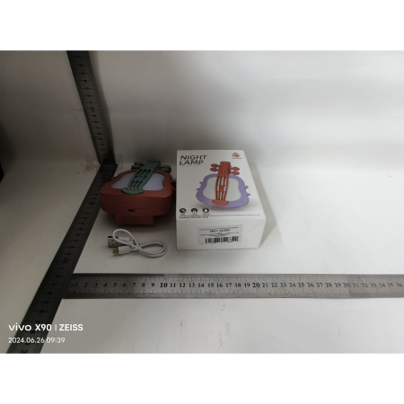 Lampa de Veghe, , cu Protectie pentru Ochi, Model Violina, Lumina Calda, Incarcare USB, ABS, 14.3x5x9.9 cm, Verde/ Rosu [1]