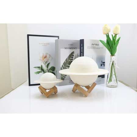 Lampa de veghe cu telecomanda in forma de Saturn 3D Saturn Light 16 culori, alimentare baterii, stand lemn inclus, 15 cm,  [7]