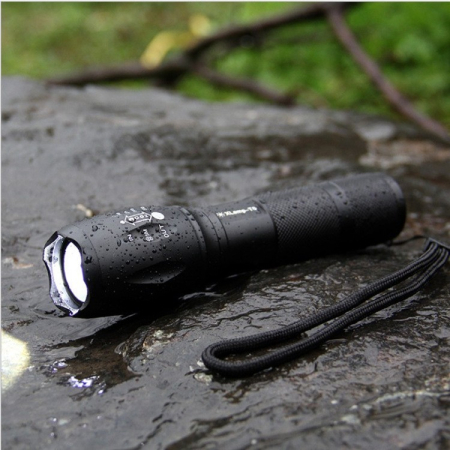 Lanterna Power Bank LED, , Incarcare USB, Raza 300m, 5W, Model T9 Telescopic 14.7 -15.7 cm, Functie Zoom si Incarcare Telefon, Negru [4]