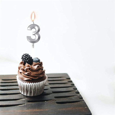 Lumanare Cifra 3, , Model Diamond, 5 x 3.4 cm, Argintiu [1]