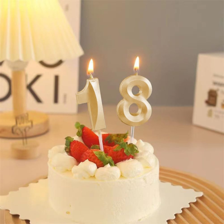 Lumanare Cifra 8, , Model Diamond, 5 x 3.4 cm, Auriu [4]