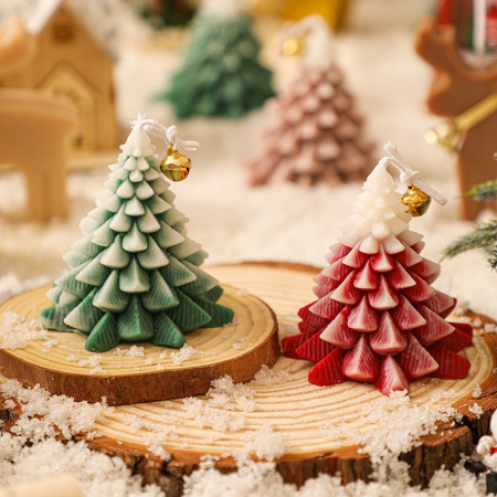 Lumanare Parfumata de Craciun, , Model Brad de Craciun, din Ceara de Soia, Cadou Creativ Handmade de Craciun, 8 x 7 x 7 cm, Rosu [4]