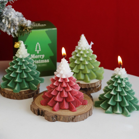 Lumanare Parfumata de Craciun, , Model Brad de Craciun, din Ceara de Soia, Cadou Creativ Handmade de Craciun, 8 x 7 x 7 cm, Rosu [3]