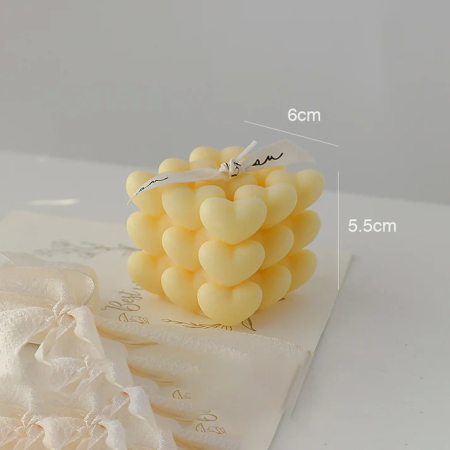 Lumanare Parfumata Decorativa, , Model Abstract Cub din Inimioare, Lumanare pentru Diferite Ocazii, 6 x 5.5 cm, Aroma de Musetel, Galben [1]