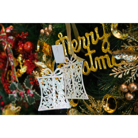 Ornament brad de Craciun, Perlat, in forma de Cadou, 9 cm x 11 cm, Plastic,  [2]