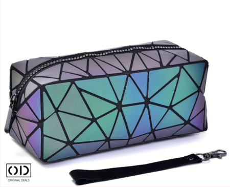 Penar Reflectorizant cu Elemente Geometrice, PVC Premium, cu Fermoar si Maner – Original Deals [13]