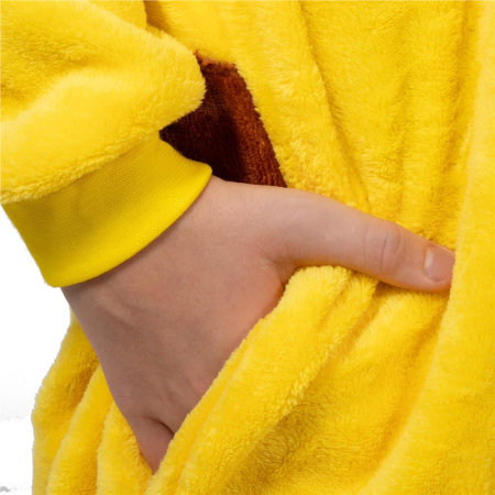 Pijama tip salopeta pentru copii, model Pikachu, marime 120-130 cm [10]