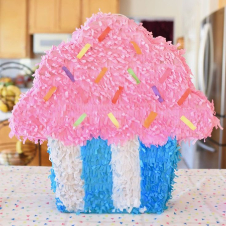 Pinata Briosa CupCake pentru Petrecere, , din Hartie Creponata si Carton, Pinata pentru Petreceri, 45 x 35 x 10 cm, Roz [1]