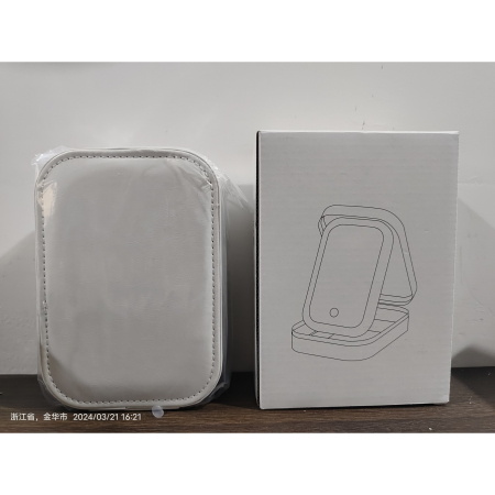 Portfard, , Geanta Cosmetice, cu Oglinda LED, 3 Moduri de Lumina, Incarcare USB, Baterie 1200 mAh, pentru Organizarea Cosmeticelor, 4 Compartimente, Imitatie Piele, Alb, 16.5x11.5x6 cm [1]