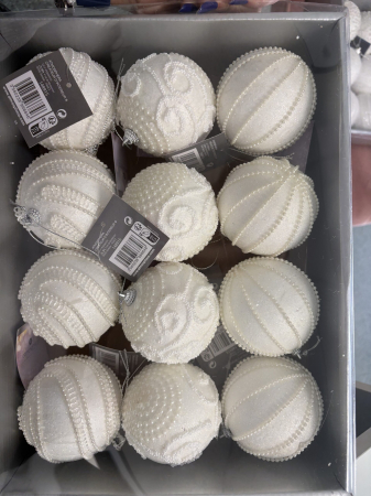 Set 12 globuri decorative cu sclipici si paiete, 3 modele asortate, diametru 8 cm, alb [6]