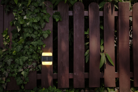 Set 2 lampi solare LED de perete, IP44 pentru exterior, autonomie 12 ore, 9x9x2.3cm, negru [1]