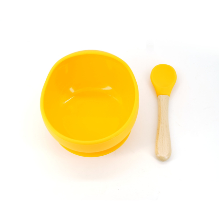 ✨TOATE PRODUSELE✨ - Set 2 piese diversificare bebelusi si copii din silicon , bol cu ventuza, lingurita din lemn si silicon, pentru gustari, fara alergeni, galben