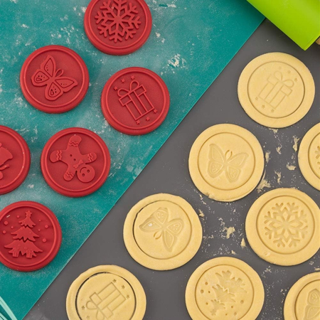 Set 6 stampile pentru prajituri , tematica de Craciun, din silicon alimentar non-toxic, taietor aluat inclus, 6 cm, maner din plastic, compact, usor de depozitat, [5]