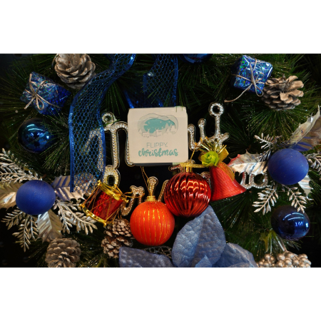 Set de 24 ornamente de brad, , de tip Glob, Rosu/ Maro, din polistiren, cu finisaj sclipitor , cutie 5 cm adancime x 29 cm lungime x 19 cm inaltime [4]