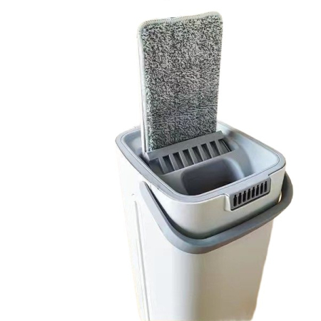 Set de Curatenie, , Mop si Galeata, Capacitate 5.7 l, 4 Rezerve Microfibra Incluse, Plastic, Utilizare Umeda/Uscata, Stoarcere Fara Maini, Albastru/Alb [1]