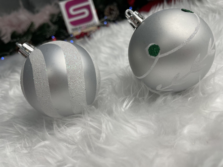 Set globuri de Craciun cu modele de sarbatori, 30 bucati, 6cm, argintiu [15]