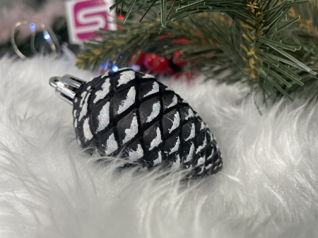 Set globuri si decoratiuni de Craciun, 77 piese, diverse dimensiuni, negru [27]