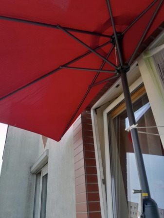 Umbrela balcon 270x250 cm, montaj pe perete, cu manivela si husa impermeabila, poliester 180g/mp, rosu [1]