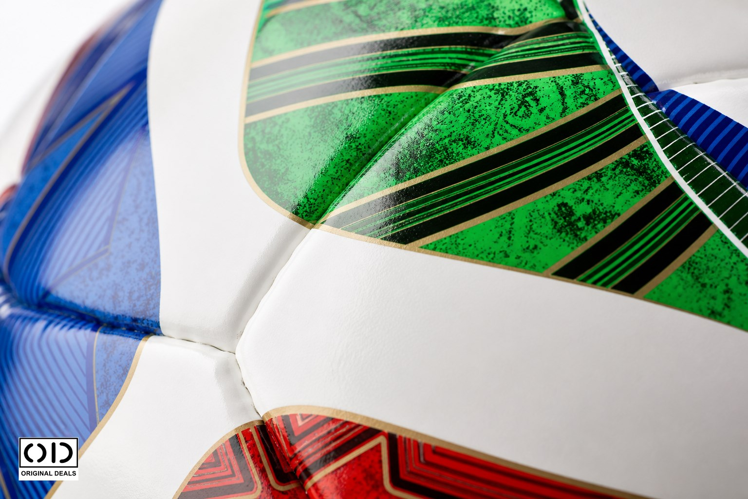Minge de Fotbal FIFA 2026, Marime nr 5, Diametru 22 cm, din Imitatie de Piele, Multicolor avantaje original deals