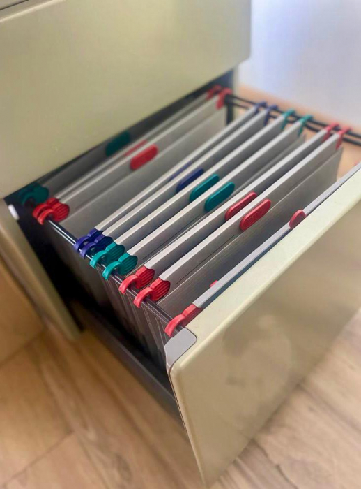 Dosar suspendabil, gheare retractabile din plastic color, din carton gri, Elba Varo [3]