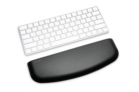 Kensington ErgoSoft™ Wrist Rest for Slim, Compact Keyboards [2]
