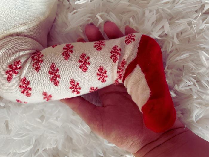 Rochita bebelusi rosie cu caciulita si dres 3-24 luni [2]