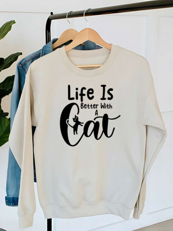 Hanorace fara gluga cu pisici - HANORAC DAMA OVERSIZE PERSONALIZAT - Life is better with a cat