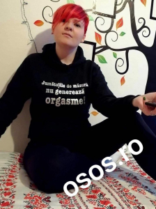Hanorace cu gluga personalizate - Hanorac personalizat damă - Jumatatile de masura nu genereaza orgasme