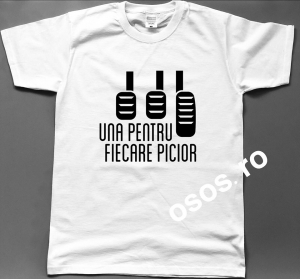 Tricouri auto - Tricou barbatesc - Una pentru fiecare picior