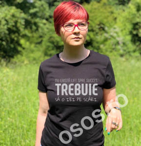 Tricouri motivationale - Tricou personalizat damă - Nu exisă lift spre succes