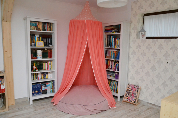 Baldachin de tavan roz intens fucsia, diametru 75 cm [2]