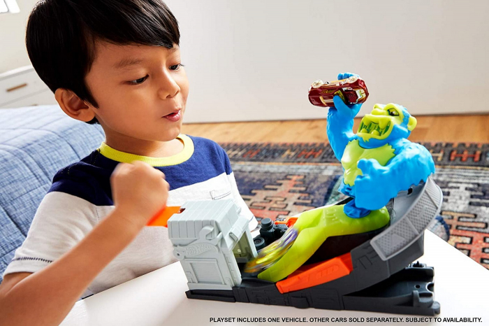 HOT WHEELS CITY CURSA CU OBSTACOL ATACUL GORILEI [5]