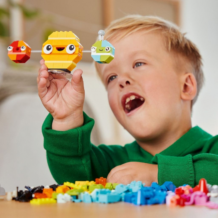 LEGO CLASSIC PLANETE CREATIVE 11037 [3]
