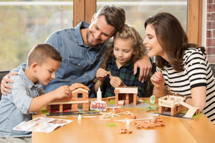 Set Constructie Brick Trick Ferma Mare Din Caramidute Ceramice [3]