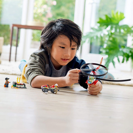 LEGO CITY INTERVENTIE CU ELICOPTERUL DE POMPIERI 60248 [2]