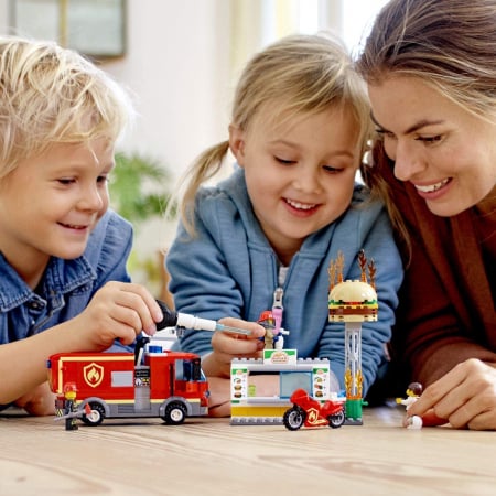 LEGO CITY STINGEREA INCENDIUL DE LA BURGER BAR 60214 [2]