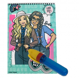 Picteaza cu apa Barbie [5]