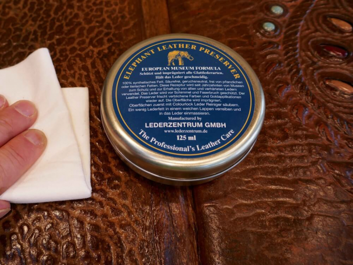 924369_en_Colourlock_Elephant_Leather_Preserver_crema_pentru_hidratare_si_protectie_piele_15ml [5]