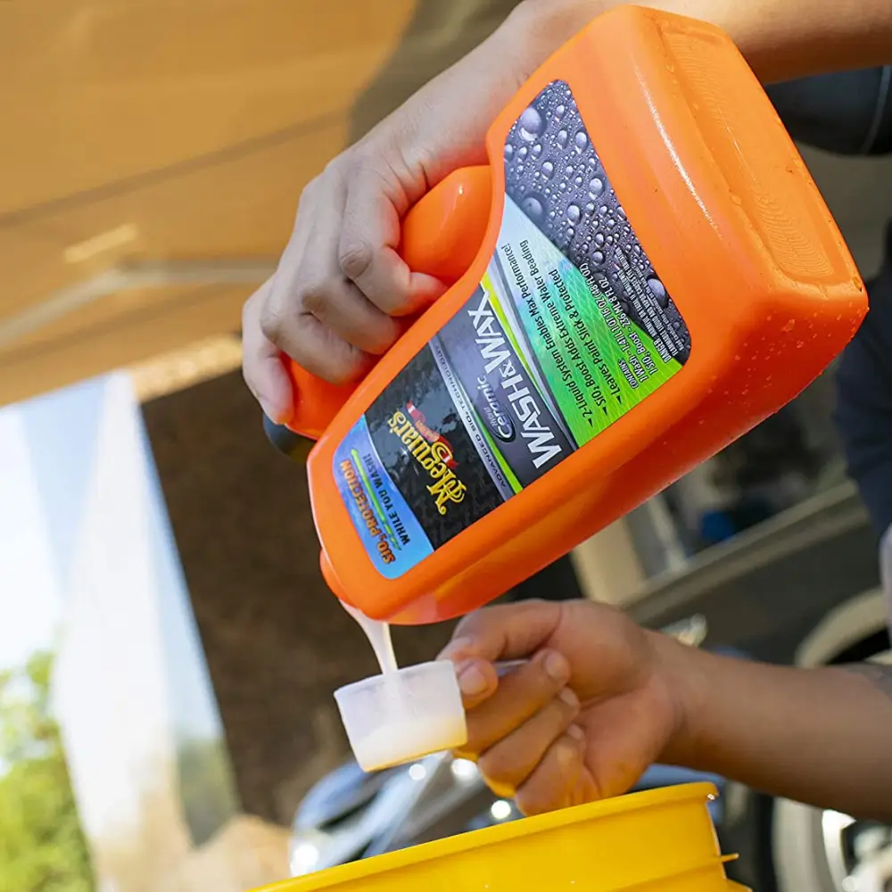 G210256_Meguiars_Hybrid_Ceramic_Wash_and_Wax_sampon_auto_cu_protectie_hibrida_SiO2_1,66ltr [2]