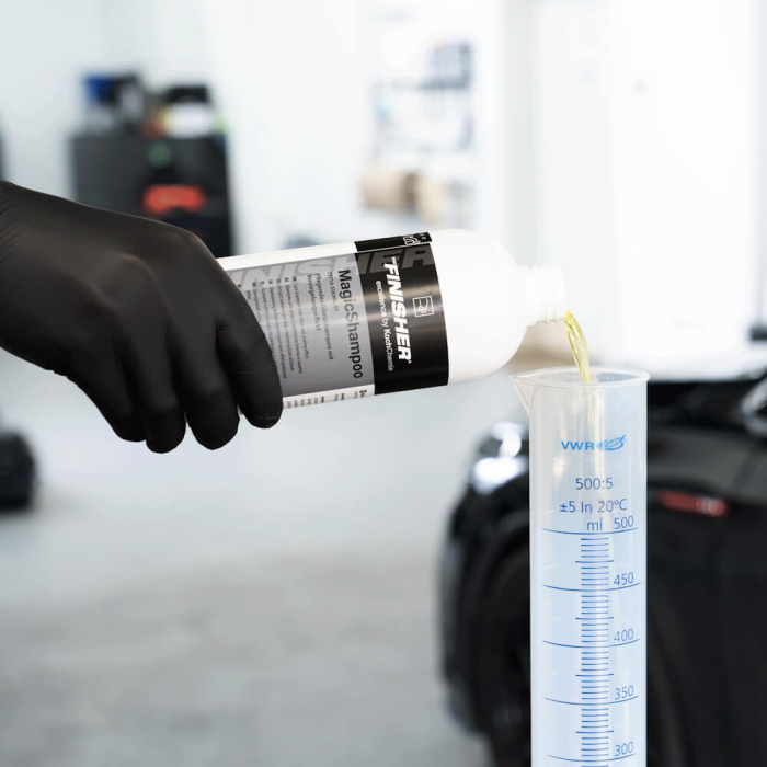 77714_The_FINISHER_MagicShampoo_sampon_auto_cu_protectie_si_aditivi_de_luciu [2]