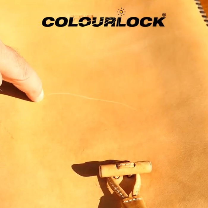 944272_Colourlock_Scratch_away_crema_atenuare_zgarieturi_pentru_piele_ceruita_si_nevopsita_75ml [3]