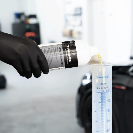 77714_The_FINISHER_MagicShampoo_sampon_auto_cu_protectie_si_aditivi_de_luciu [1]