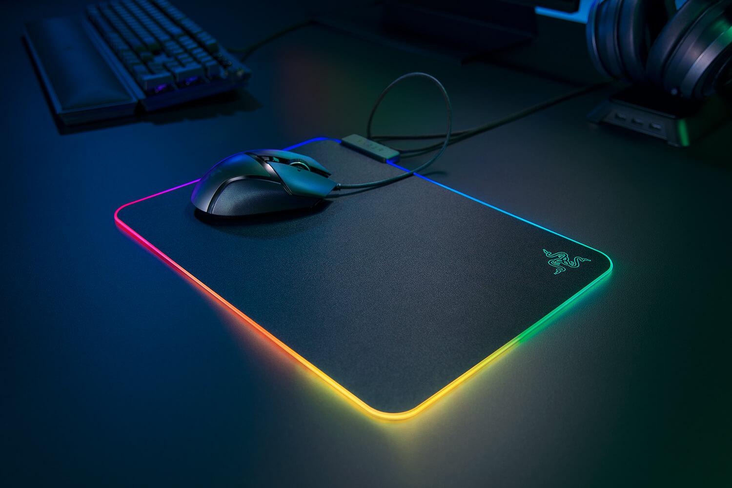 MOUSEPAD RAZER FIREFLY V2 HARD SURFACE RAZER, Cod Produs: RZ02-03020100-R3M1 [2]