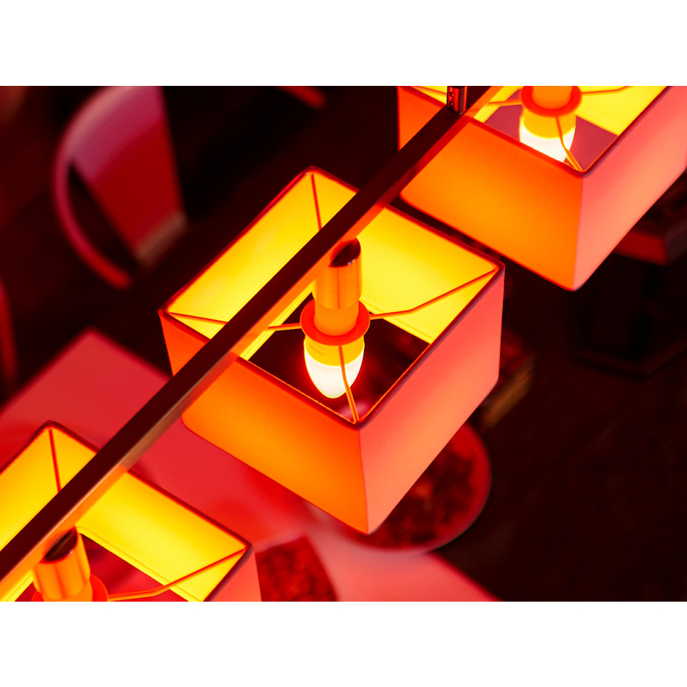 BEC smart LED Philips ,  soclu E14 ,  putere 5.3W ,  forma lumanare ,  lumina multicolora ,  alimentare 220 - 240 V ,  Cod Produs: 8718699726317 [4]