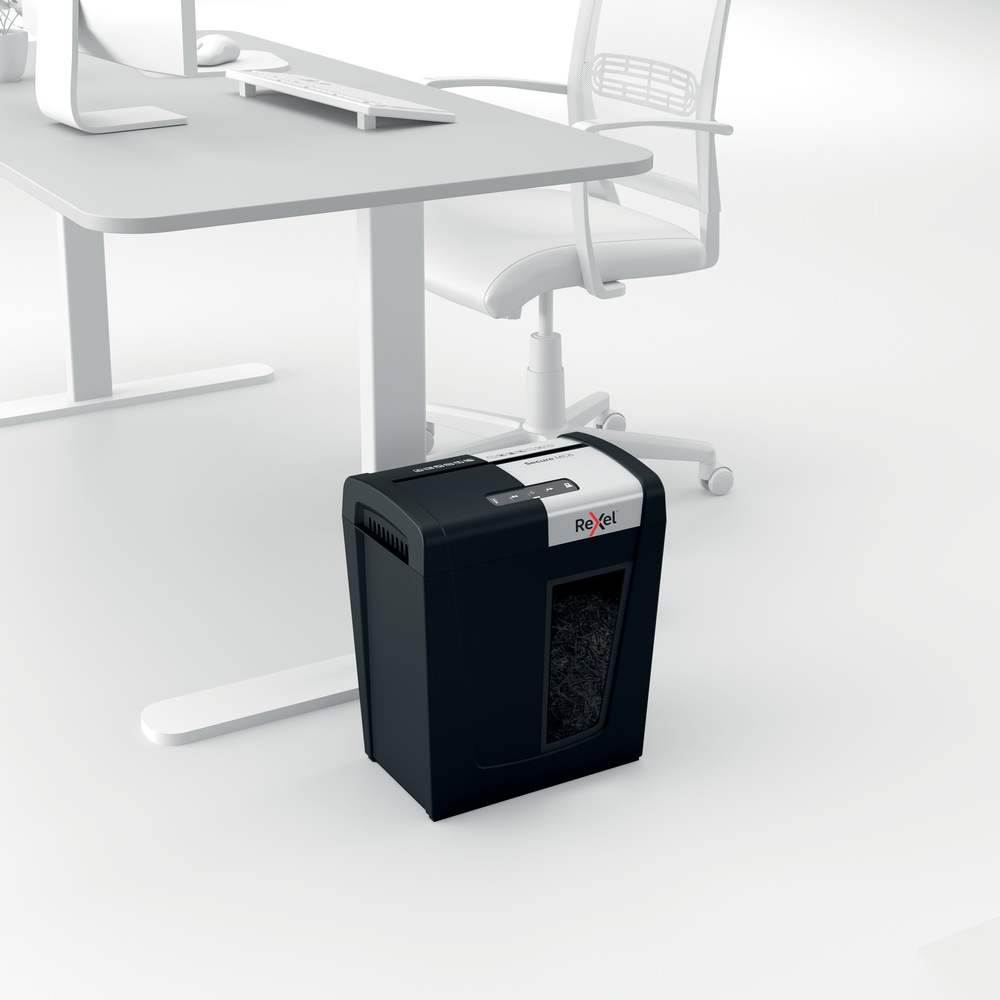 Distrugator manual documente Rexel SECURE MC6 ,  6 coli ,  P5 ,  micro-cut (tip particule) ,  cos 18 litri ,  negru-argintiu ,  Cod Produs: 2020130EU [10]