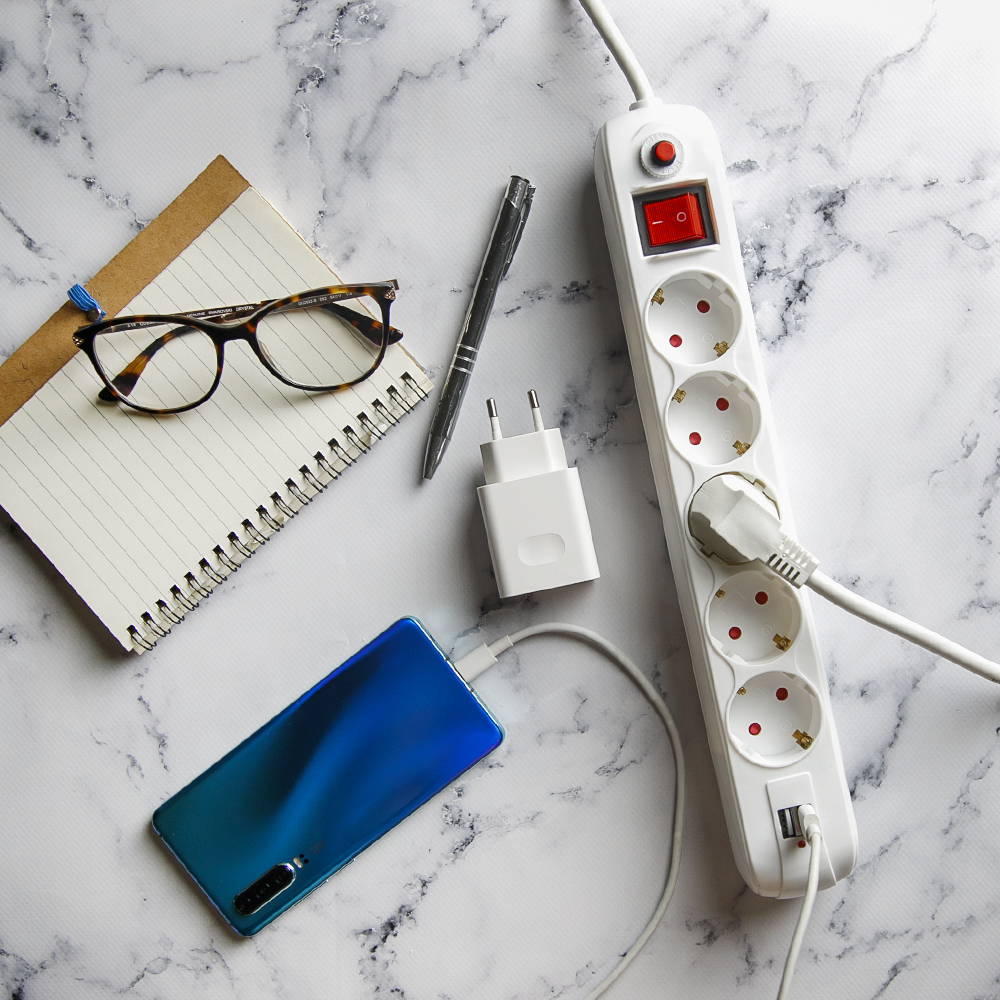 PRELUNGITOR SPACER ,  Schuko x 5 ,  conectare prin Schuko (T) ,  USB x 2 ,  cablu 4.5 m ,  16 A ,  max. 3500W ,  protectie supratensiune ,  alb ,  45506868 Cod Produs: PP-5-45 USB [4]