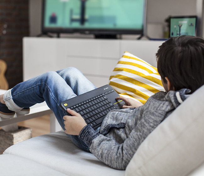 TASTATURA LOGITECH wireless ,  cu touchpad ,  black ,  Cod Produs: 920-007145 [3]